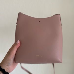 Samara - Medium Shoulder Bag in shade Lavendar